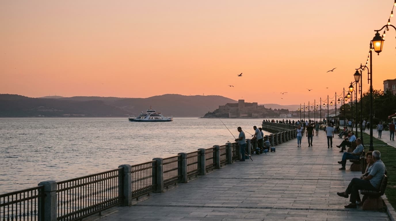 Çanakkale kordonunda gün batımı yürüyüşü — 2 günlük gezi rotası (otelden yürüyerek 5-10 dakika)
